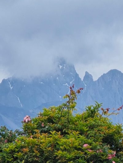 Jade Dragon Snow Mountain, Lijiang,china в июне — фото погоды (2026-06-10)