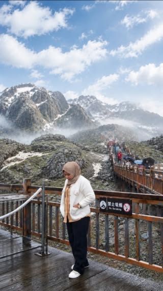 Jade Dragon Snow Mountain, Lijiang,china в июне — фото погоды (2026-06-20)