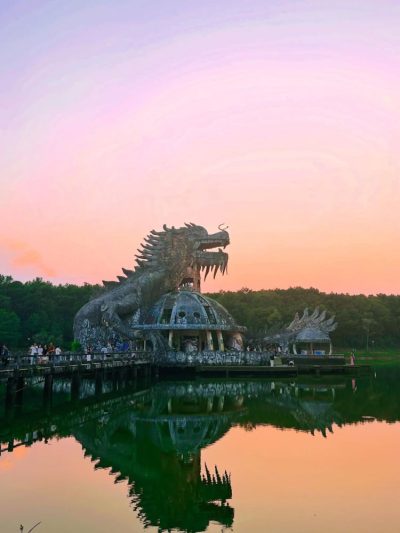 Abandoned Waterpark, Hue в июне — фото погоды (2026-06-05)