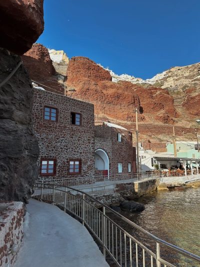 Ammoúdi в августе — фото погоды (2025-08-25)