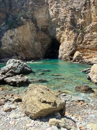 Gazipaşa Delikdeniz Kral Koyu в апреле — фото погоды (2026-04-20)