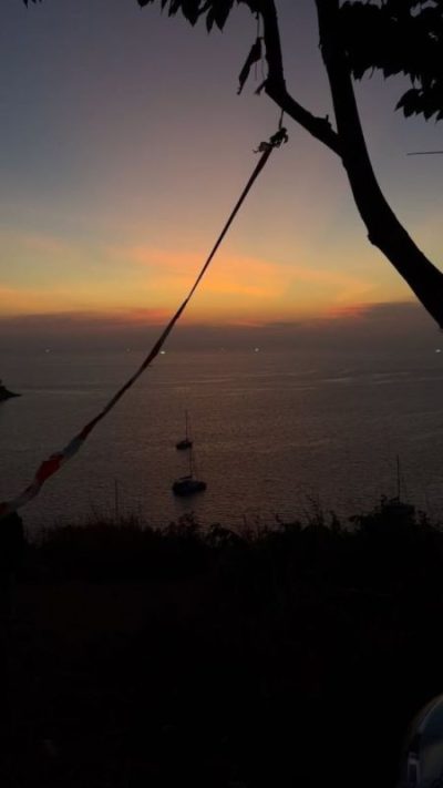 Nai Harn Beach в феврале — фото погоды (2024-02-20)