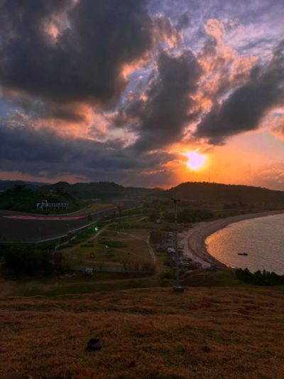 Bukit Merese Lombok в июле — фото погоды (2026-07-24)