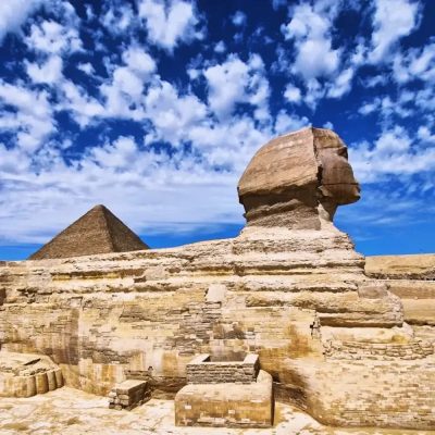 The Sphinx and Giza Pyramids в июле — фото погоды (2026-07-17)