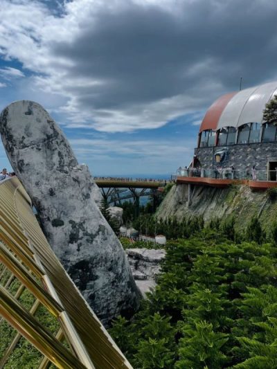 Cầu Vàng, Bà Nà Hills - Đà Nẵng в сентябре — фото погоды (2025-09-27)