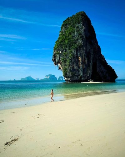 Phranang Beach หาดพระนาง จ.กระบี่ в июле — фото погоды (2025-07-28)