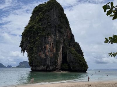 Phranang Beach หาดพระนาง จ.กระบี่ в октябре — фото погоды (2025-10-05)