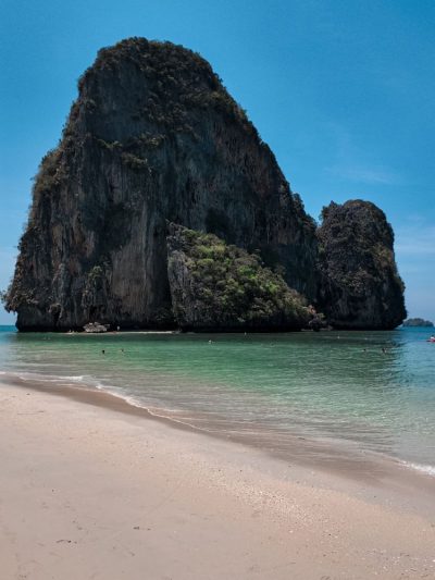 Phranang Beach หาดพระนาง จ.กระบี่ в марте — фото погоды (2026-03-29)