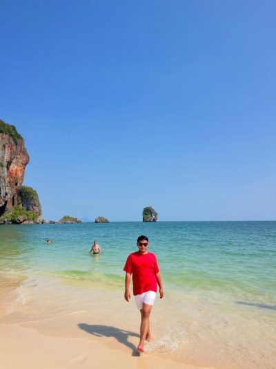 Phranang Beach หาดพระนาง จ.กระบี่ в апреле — фото погоды (2026-04-20)