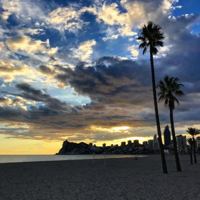 Paseo de Poniente. Benidorm в декабре — фото погоды (2025-12-13)