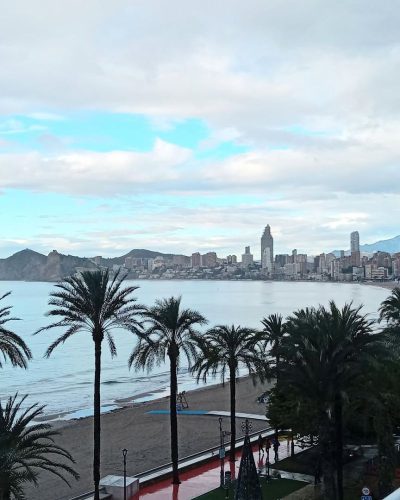 Paseo de Poniente. Benidorm в декабре — фото погоды (2025-12-26)