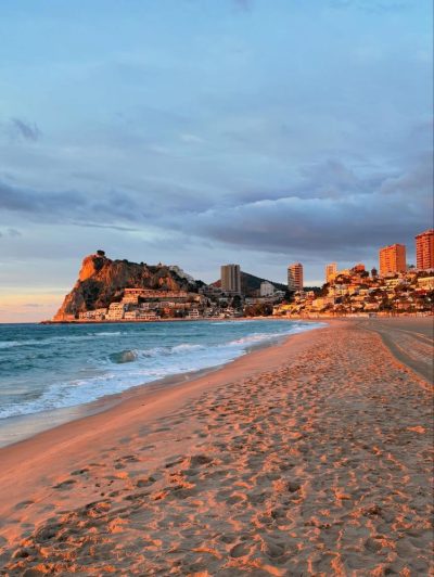 Paseo de Poniente. Benidorm в феврале — фото погоды (2026-02-11)