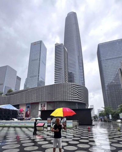卓悦中心 One Avenue в июне — фото погоды (2026-06-18)
