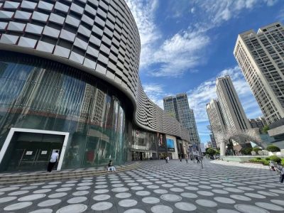 卓悦中心 One Avenue в июле — фото погоды (2026-07-10)