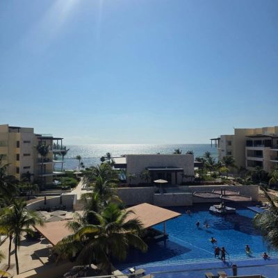 Royalton Riviera Cancun Resort & Spa - All Inclusive в апреле — фото погоды (2026-04-25)