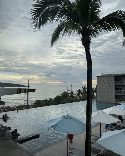 Oceanfront Beach Resort Phuket — фото погоды в октябре (2025-10-26)