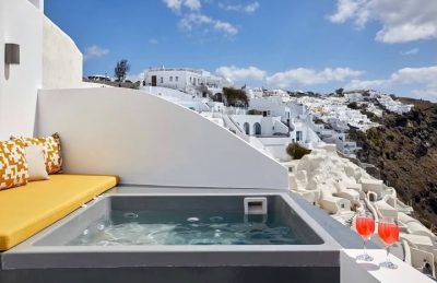 Allure Breeze Suites — фото погоды в апреле (2026-04-26)