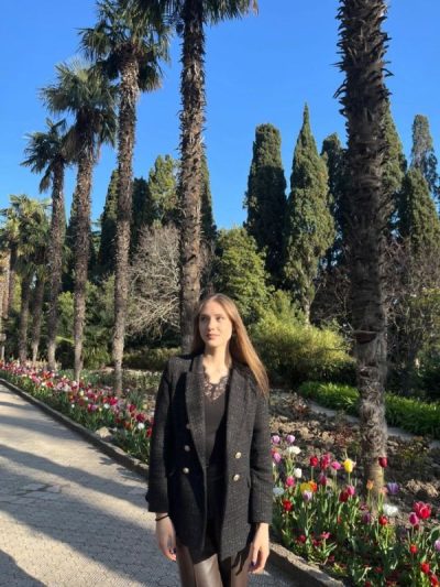 Nikitsky Botanical Garden в апреле — фото погоды (2026-04-19)