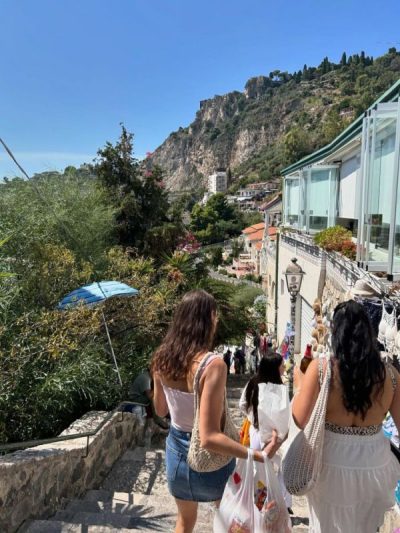 Taormina IsolaBella в октябре — фото погоды (2025-10-21)