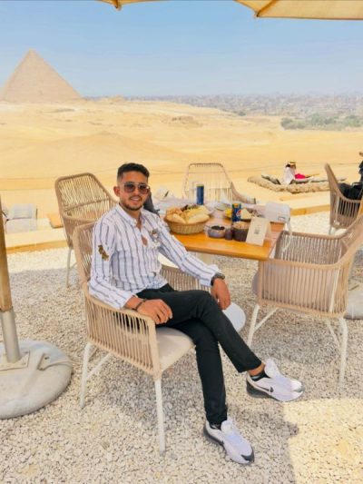 9 Pyramids Lounge в июле — фото погоды (2026-07-04)