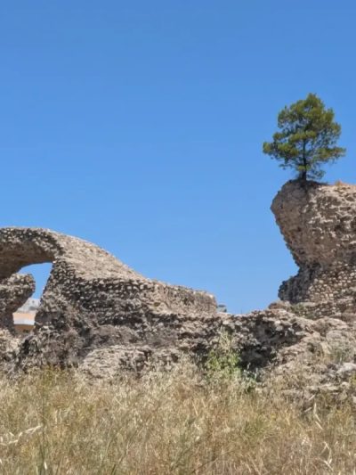Roman Odeon, Kos в июне — фото погоды (2026-06-04)