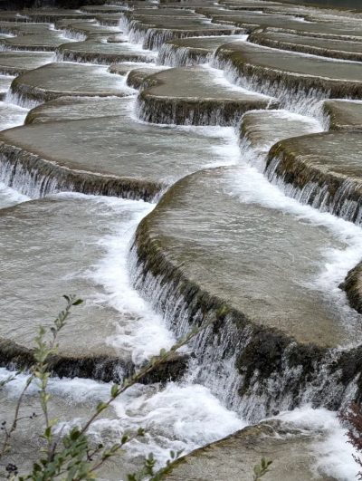 Blue Moon Valley, Yunnan, China в октябре — фото погоды (2025-10-31)