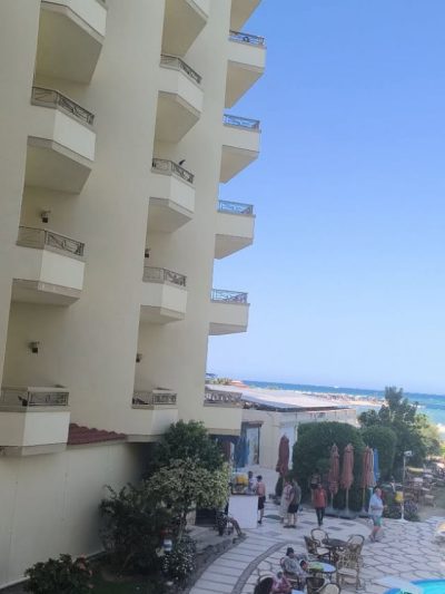 Magic Beach Hotel - Hurghada — фото погоды в октябре (2025-10-15)