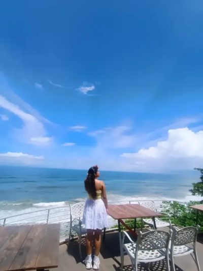 Cafe Sarwaa Varkala в июле — фото погоды (2026-07-05)