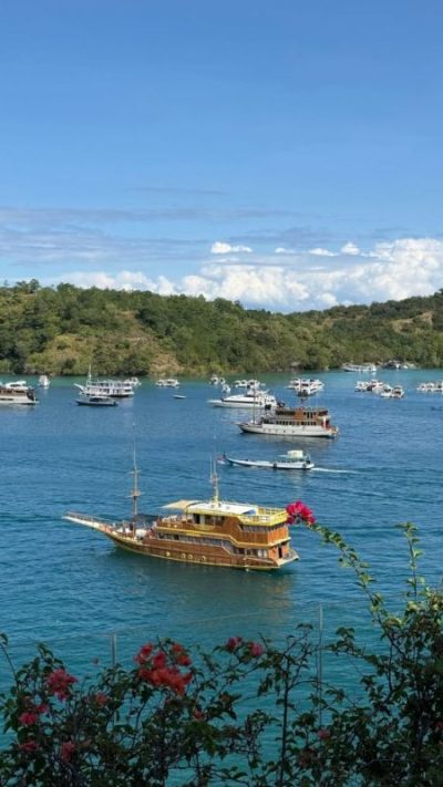 Meruorah Komodo Labuan Bajo в июне — фото погоды (2026-06-04)