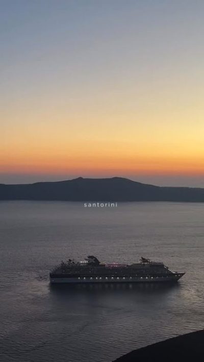 Santorini Caldera, Thìra, Greece в августе — фото погоды (2025-08-29)