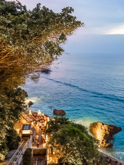 Rock Bar, Ayana Resort, Ullawatu Beach, Bali — фото погоды в марте (2026-03-29)