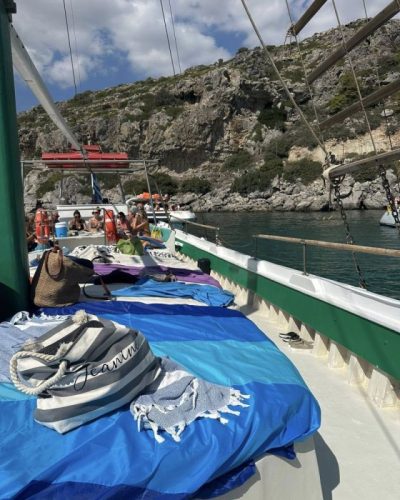 Anthony Quinn Bay в сентябре — фото погоды (2025-09-28)