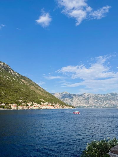 Gospa od Škrpjela — фото погоды в июле (2026-07-11)