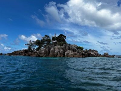 Curieuse Island в феврале — фото погоды (2026-02-17)