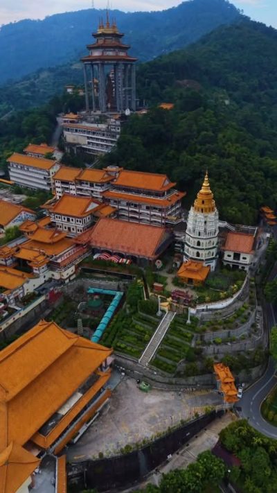 Kek Lok Si Temple Penang 槟城鹤山極樂寺 в июле — фото погоды (2026-07-09)
