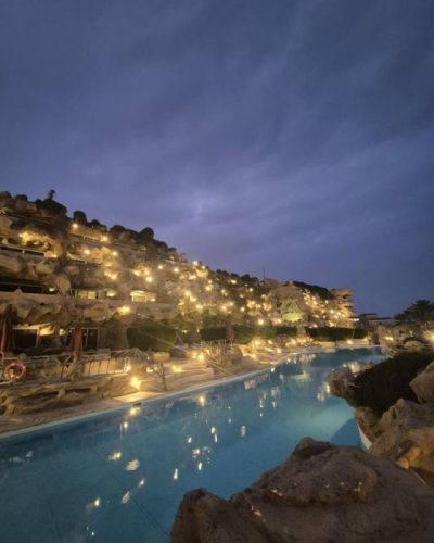 Caves Beach Resort — фото погоды в марте (2026-03-14)