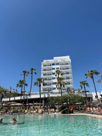 Hotel Riu Nautilus — фото погоды в апреле (2026-04-20)