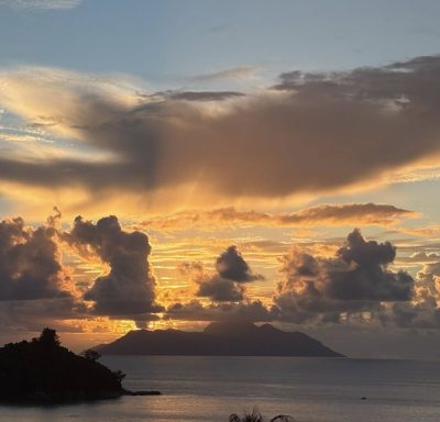 Machabee, Beau Vallon, Seychelles в мае — фото погоды (2026-05-03)
