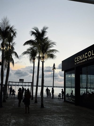 Hotel Riu Cancun — фото погоды в апреле (2026-04-11)