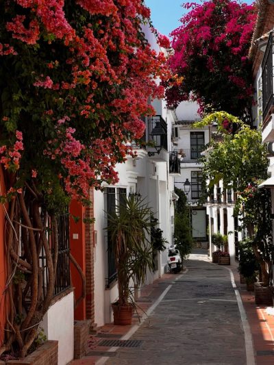 Marbella Old Town в июле — фото погоды (2026-07-02)
