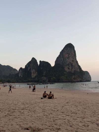 Railey Beach, Krabi, Thailand в июле — фото погоды (2026-07-12)