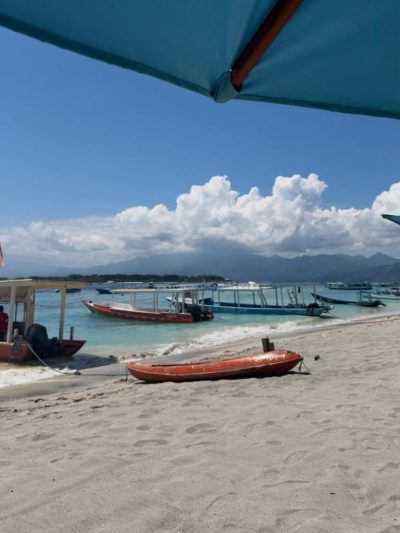 Gili Meno в апреле — фото погоды (2026-04-15)