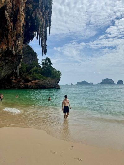 Phra Nang Cave Beach в августе — фото погоды (2025-08-29)