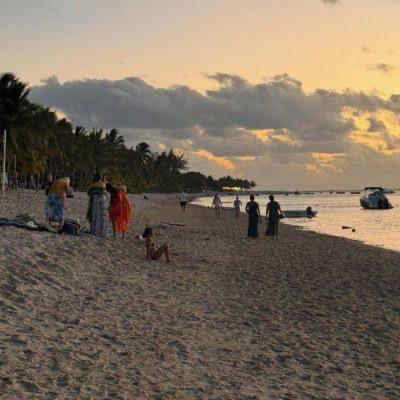 Le Morne Public Beach в январе — фото погоды (2026-01-02)