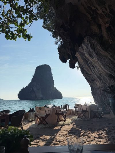 The Grotto, Rayavadee Resort, Krabi — фото погоды в апреле (2026-04-15)
