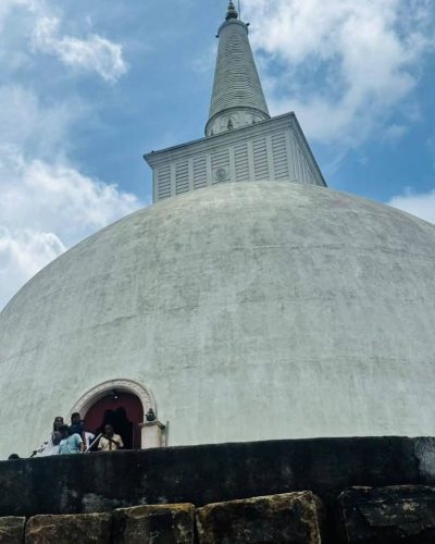 Sandagiri Maha Seya Hanthana в июле — фото погоды (2026-07-12)
