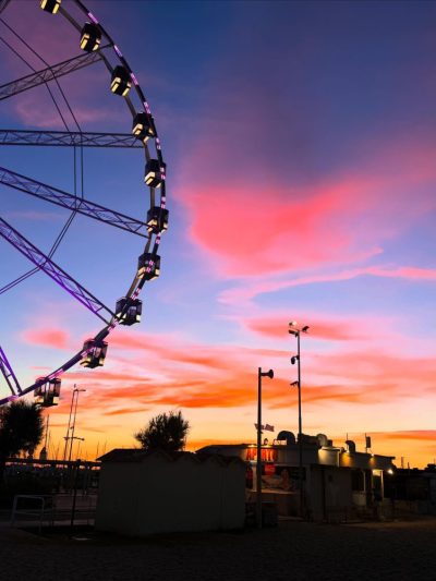 Ruota Panoramica Di Rimini в июле — фото погоды (2026-07-17)