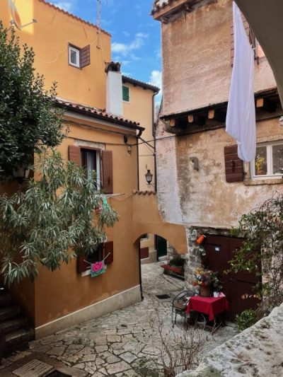 Rovinj Riviera в феврале — фото погоды (2026-02-01)