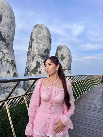 Golden Hands Bridge в июле — фото погоды (2026-07-23)