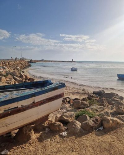 Aghir, Madanin, Tunisia в октябре — фото погоды (2025-10-15)
